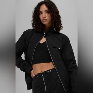 ALO Yoga Work It Bomber size small black